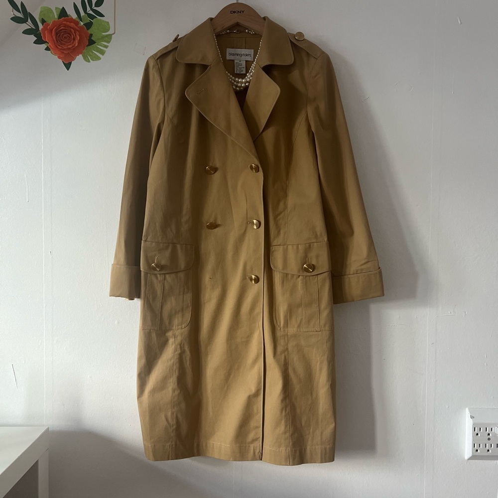 VTG Bloomingdales trenchcoat sz 10 camel missing button/belt pockets